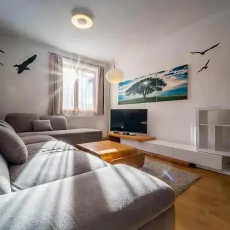 Mezonetovy Riviera Lipno Διαμέρισμα *